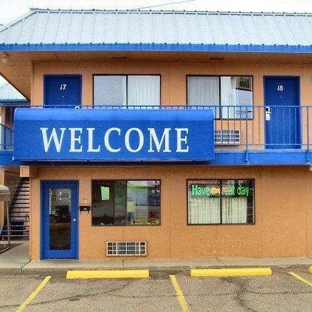 Motel 10 ลอร์ดสเบิร์ก ภายนอก รูปภาพ