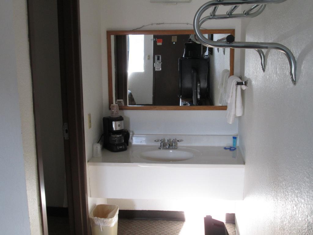 Motel 10 ลอร์ดสเบิร์ก ห้อง รูปภาพ